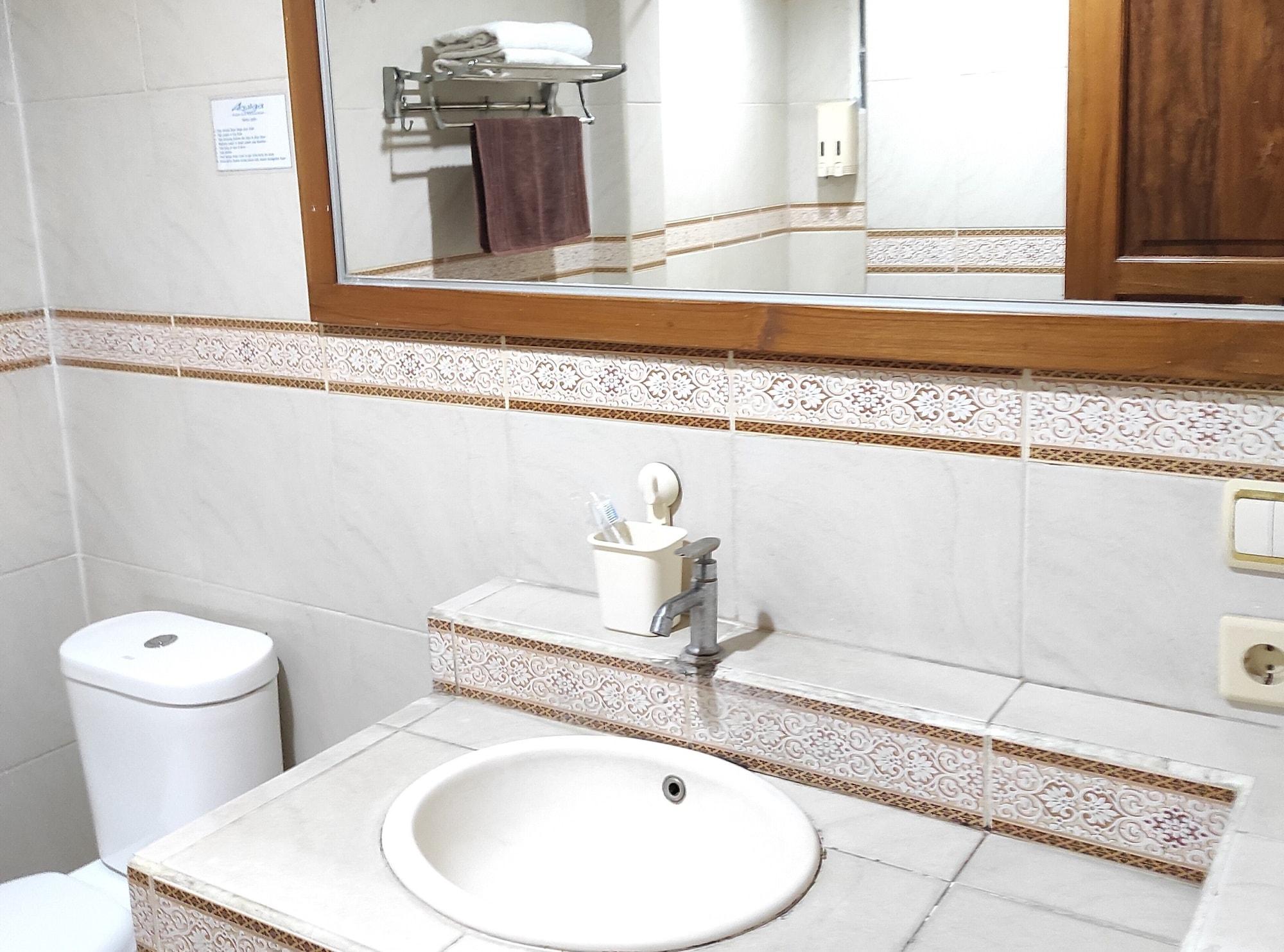 Arwiga Hotel Бандунг Экстерьер фото